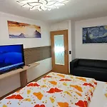 2 Zimmer, Küche Am Uni Campus
