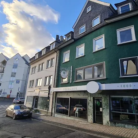 2 Flat Near Uni Campus - Br *